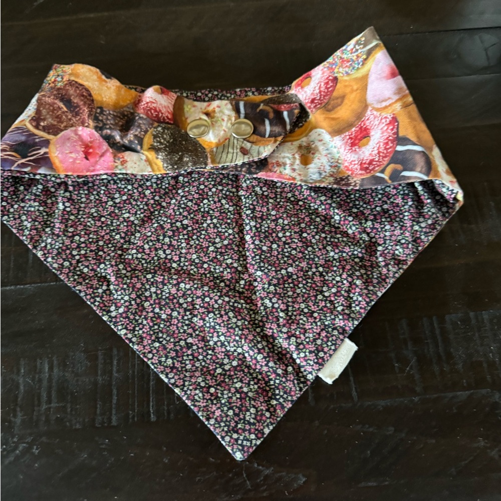 Reversible dog bandana - Picture 2 of 3